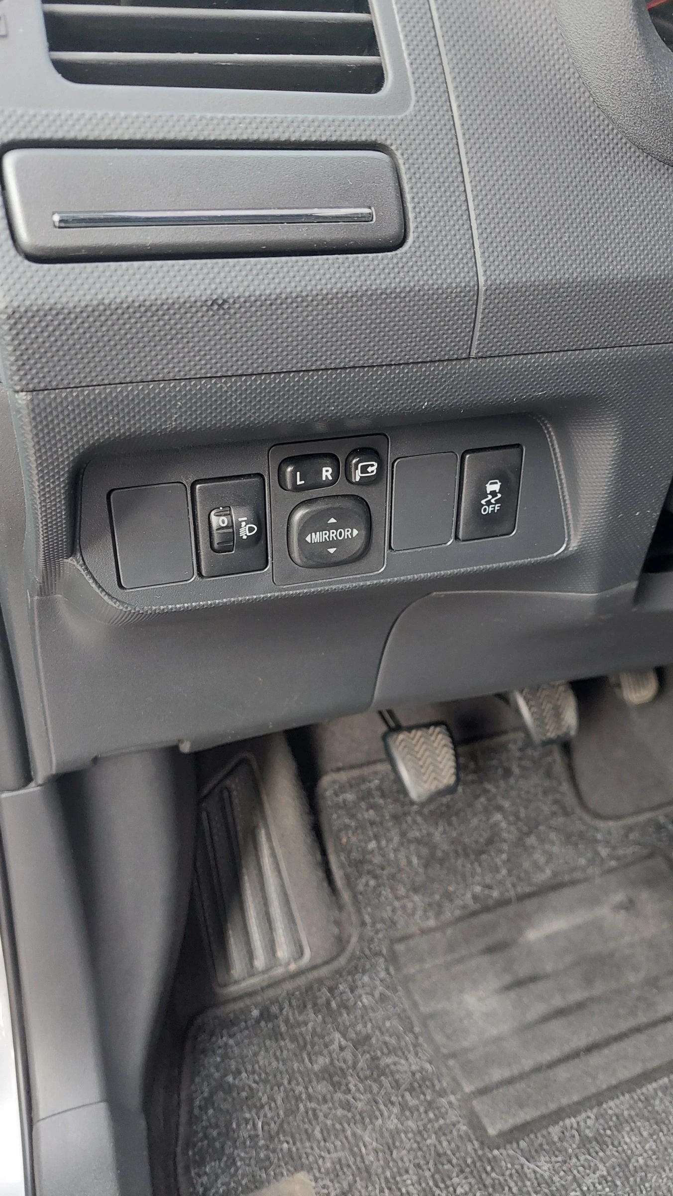 Toyota Auris 1.6i VVTI | Mobile.bg � ����������� 12