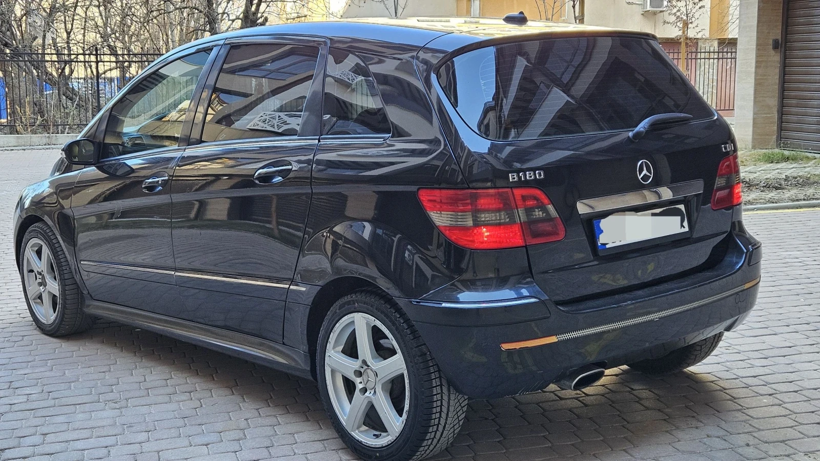 Mercedes-Benz B 200, снимка 3 - Автомобили и джипове - 53840853