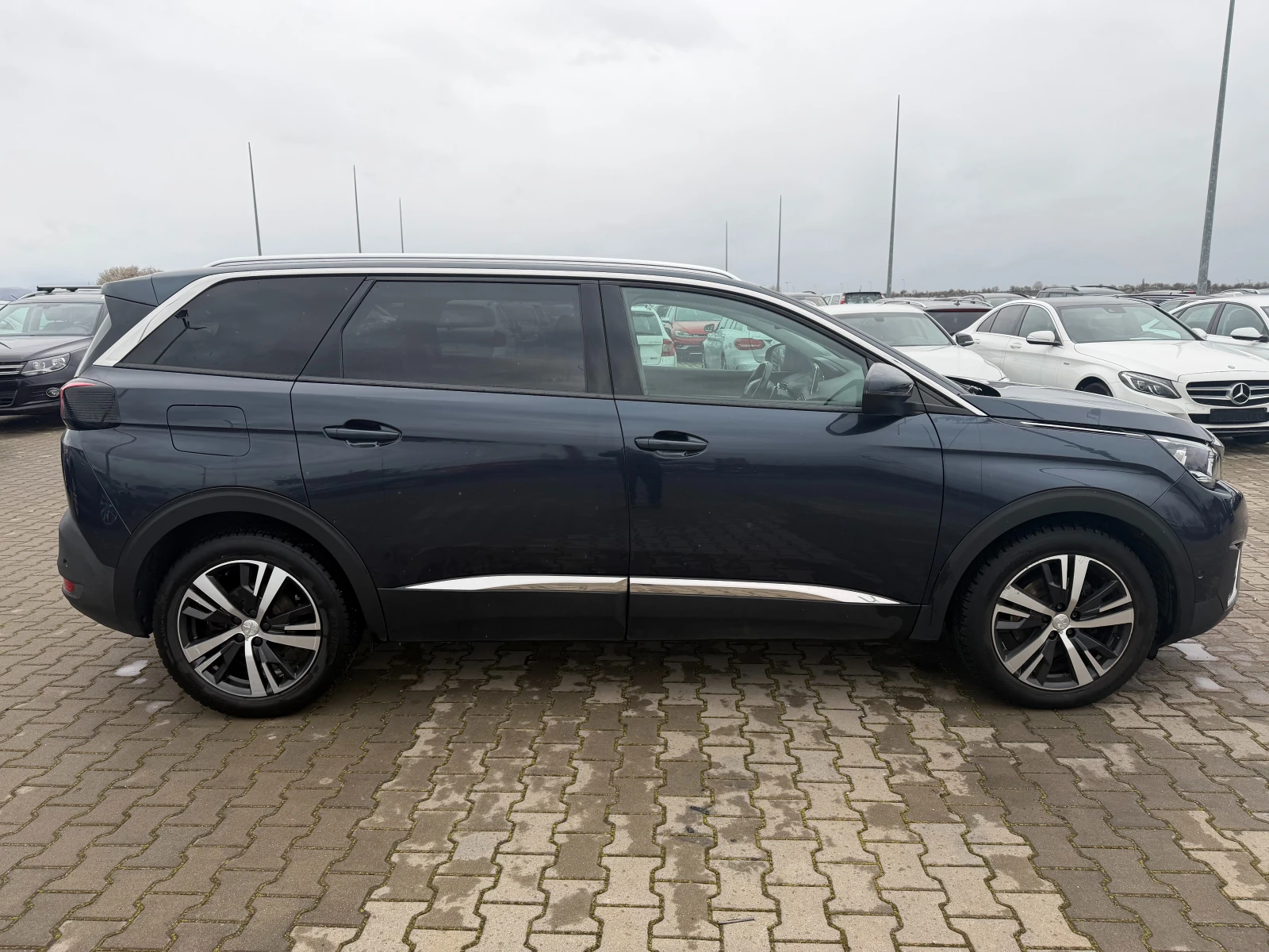 Peugeot 5008 1.6HDI AVTOMAT/NAVI/PANORAMA/KOJA 6+ 1 EURO 6, снимка 5 - Автомобили и джипове - 54068025