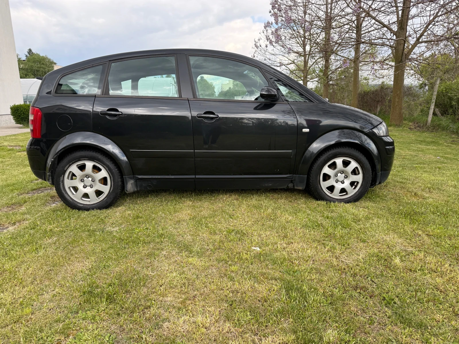 Audi A2 1.4 tdi, снимка 4 - Автомобили и джипове - 54392368