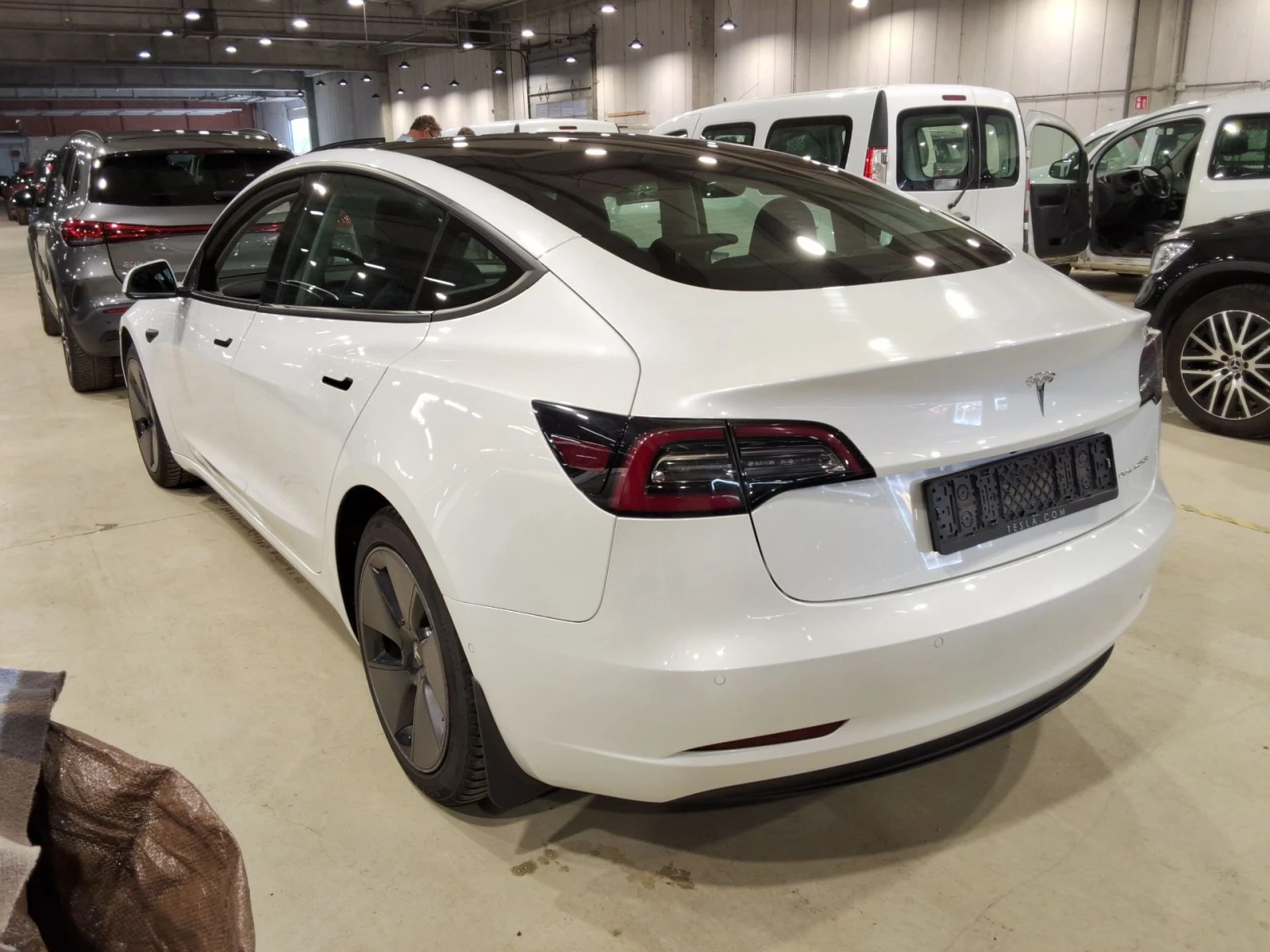 Tesla Model 3 Long Range Европейска Гаранция Сертификат за SoH, снимка 3 - Автомобили и джипове - 54696450