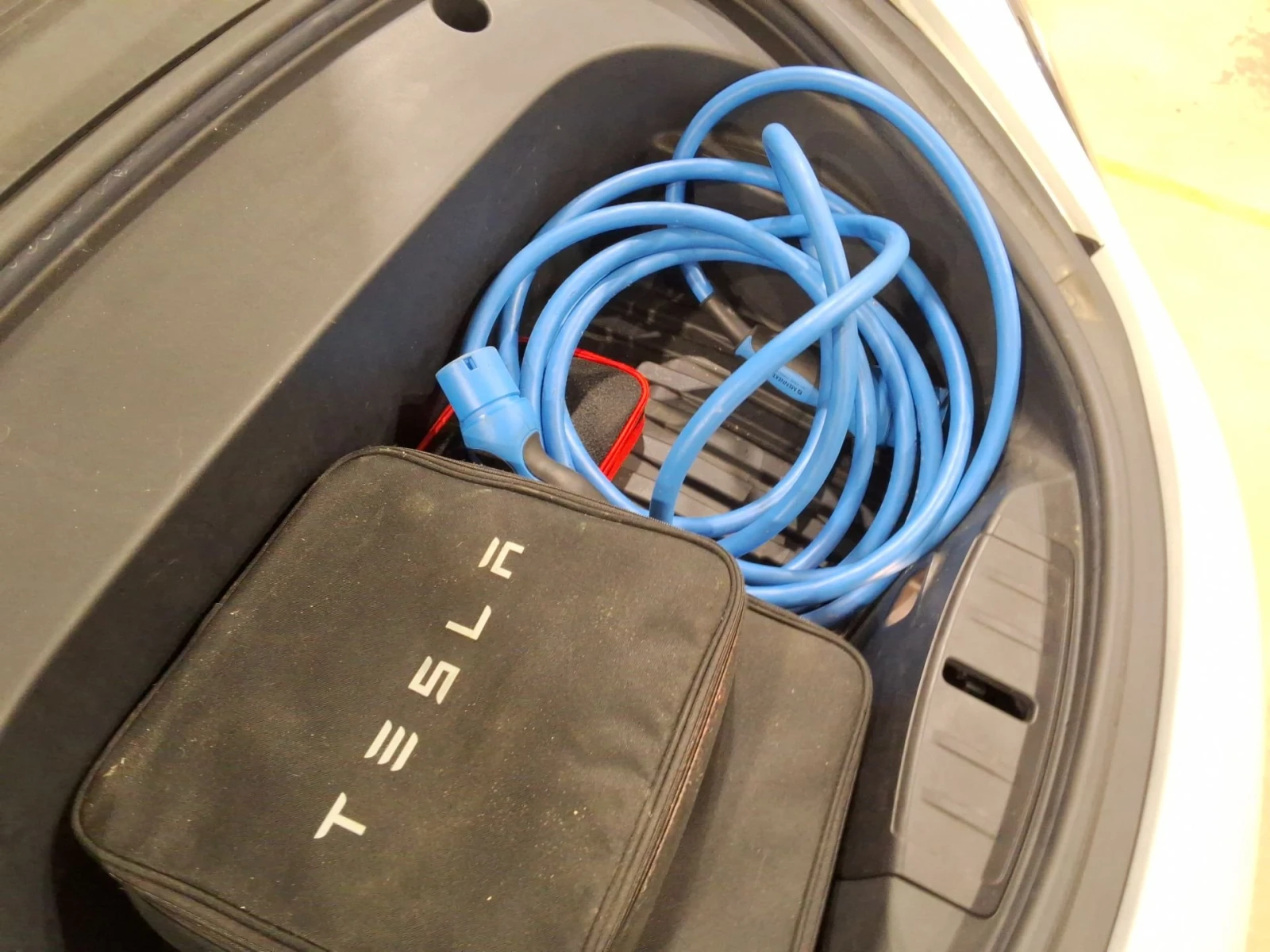 Tesla Model 3 Long Range Европейска Гаранция Сертификат за SoH, снимка 9 - Автомобили и джипове - 54696450