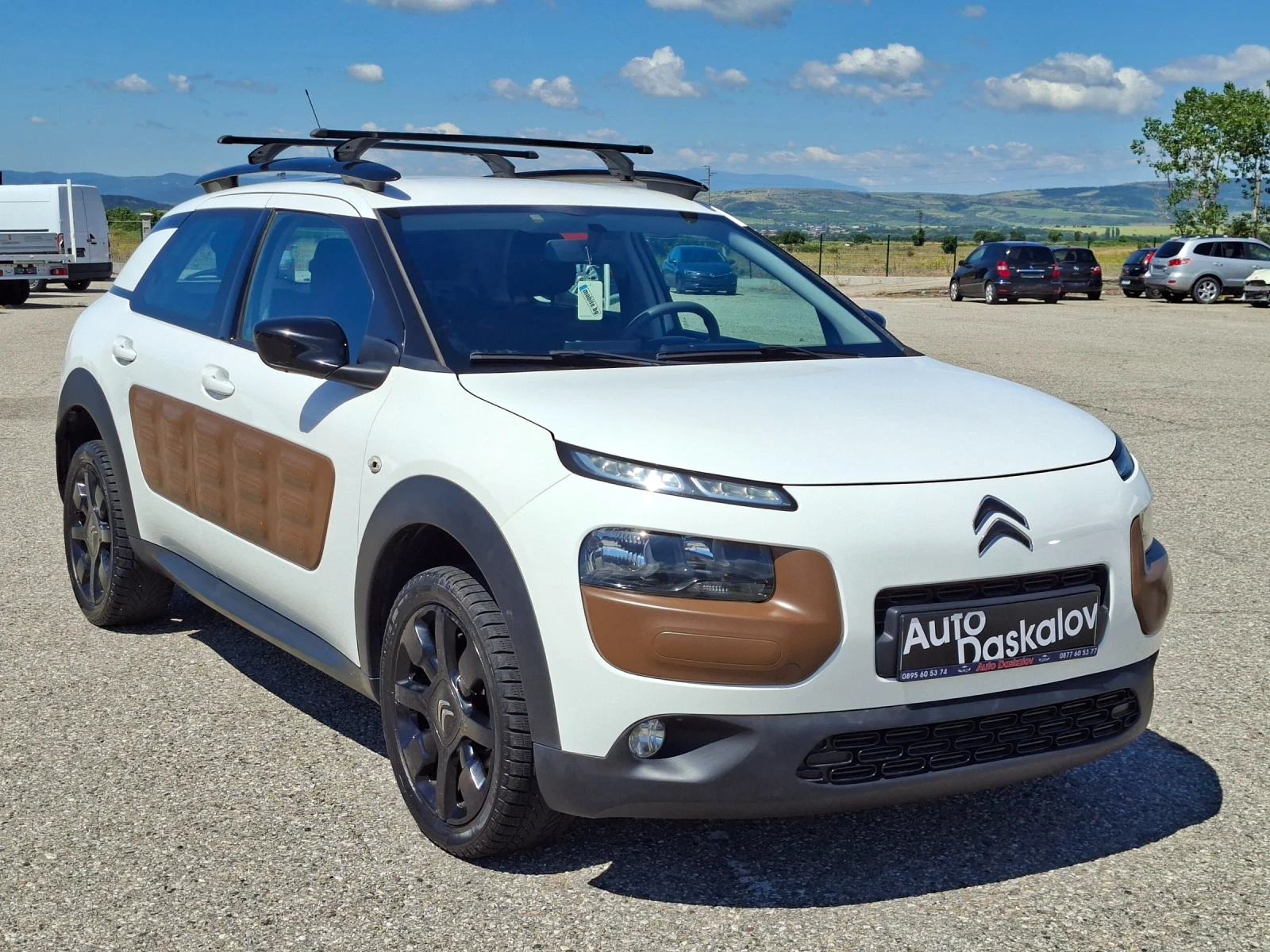 Citroen C4 Cactus 1, 6 hdi, снимка 3 - Автомобили и джипове - 54917385
