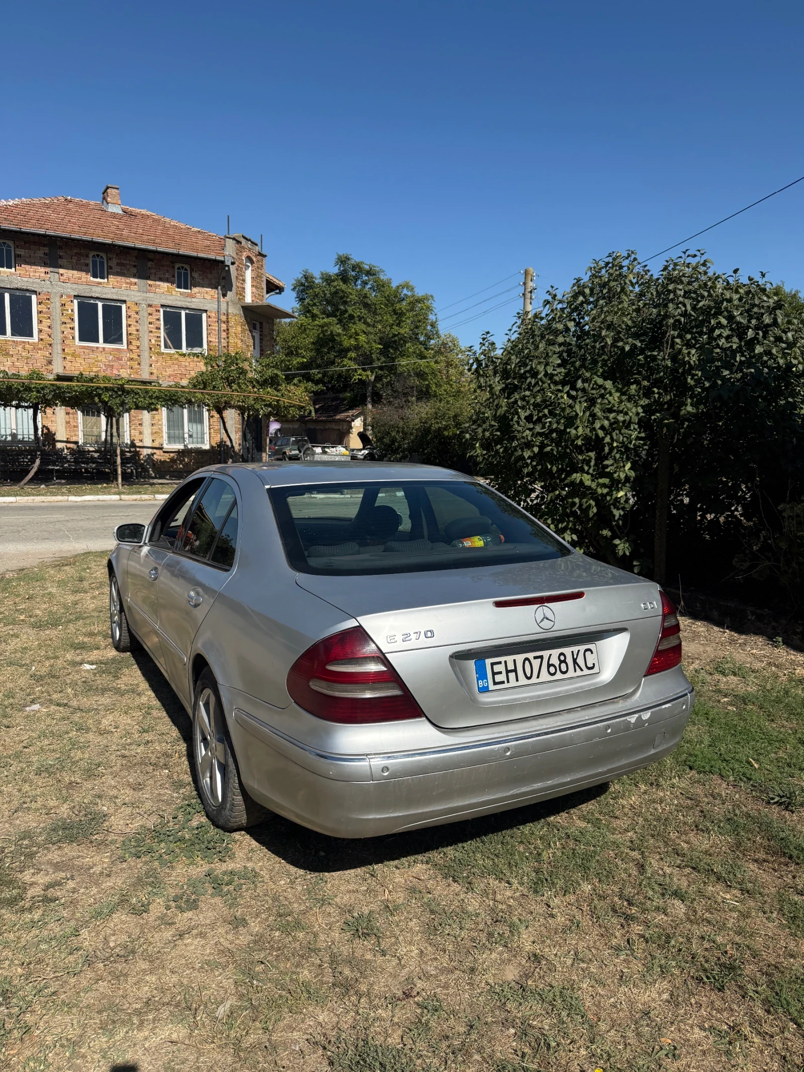 Mercedes-Benz E 270, снимка 5 - Автомобили и джипове - 55166333