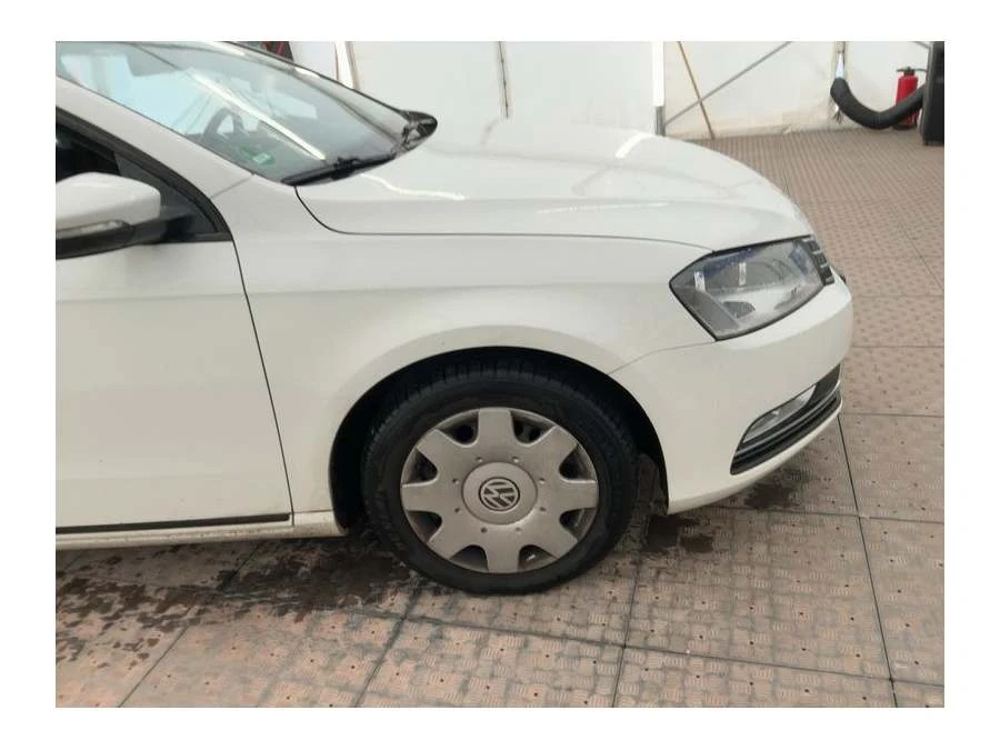 VW Passat Passat 2.0 TDI Trendline BlueMotion Tech, снимка 8 - Автомобили и джипове - 55382775