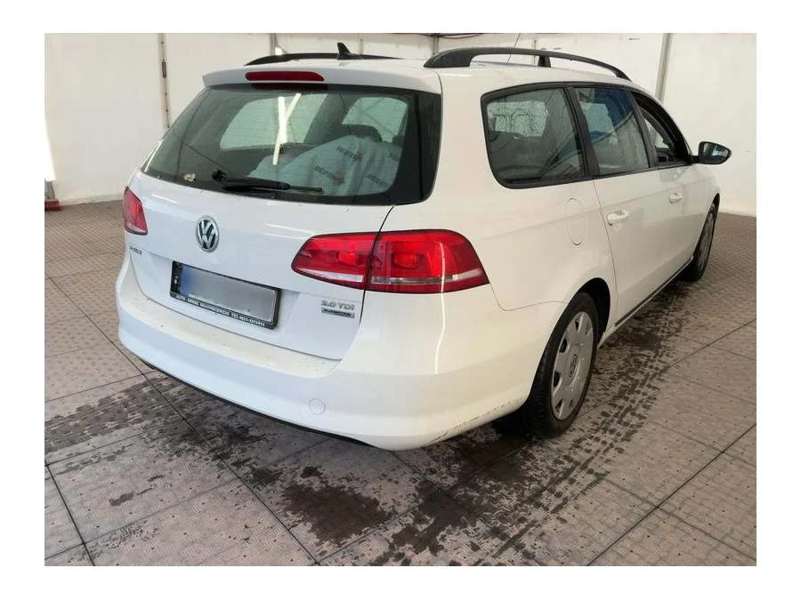 VW Passat Passat 2.0 TDI Trendline BlueMotion Tech, снимка 6 - Автомобили и джипове - 55382775