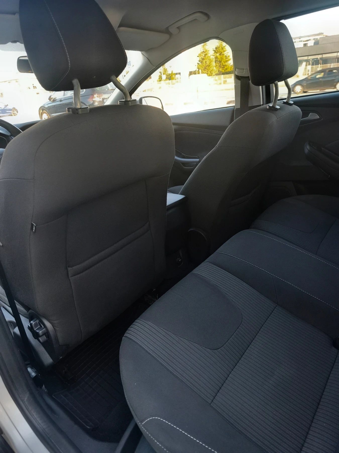 Ford Focus MK 3 TITANIUM 1.6 TDCI, снимка 8 - Автомобили и джипове - 55982170