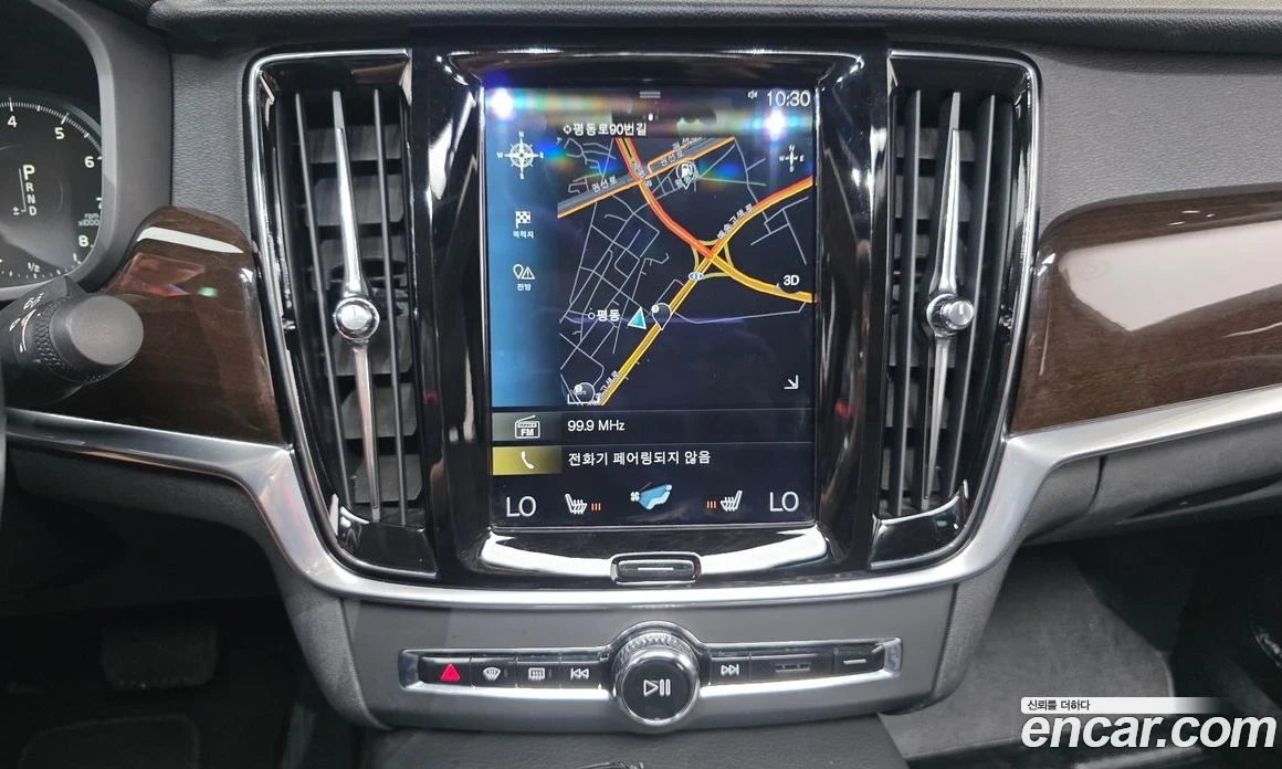 Volvo S90 T5 Momentum, снимка 14 - Автомобили и джипове - 56123194