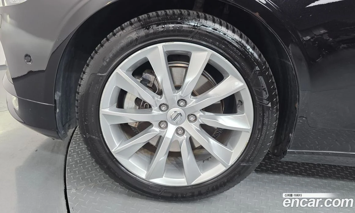 Volvo S90 T5 Momentum, снимка 5 - Автомобили и джипове - 56123194