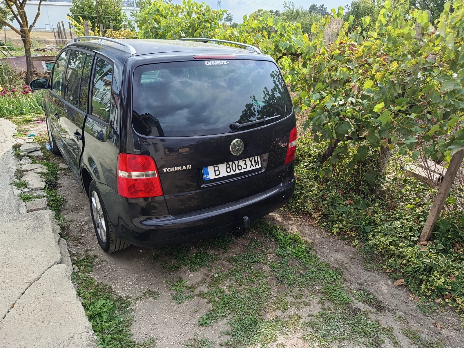 VW Touran, снимка 8 - Автомобили и джипове - 56132894