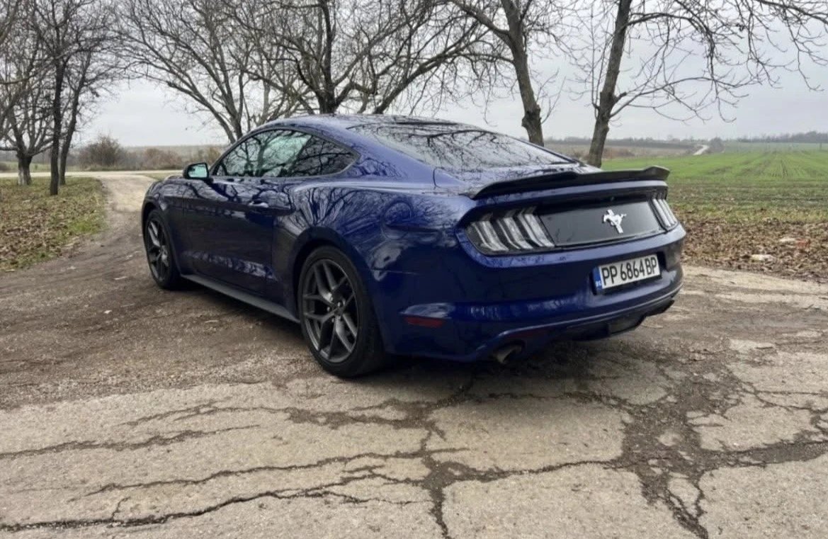 Ford Mustang, снимка 8 - Автомобили и джипове - 56412608