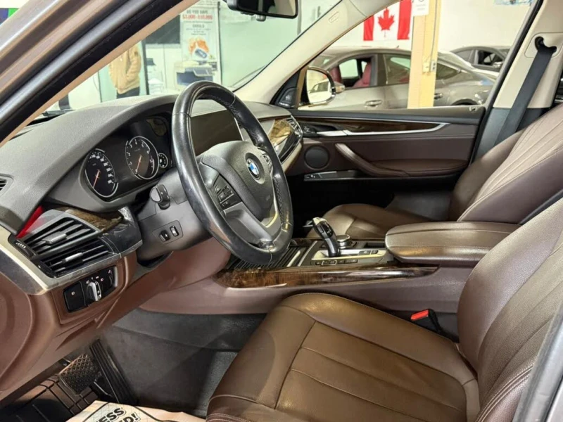 BMW X5 * АВТО КРЕДИТ* ЦЕНА ДО БГ * СЕРВИЗНА ИСТОРИЯ * , снимка 5 - Автомобили и джипове - 52515818