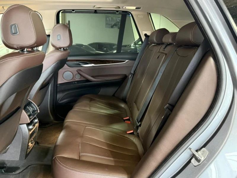 BMW X5 * АВТО КРЕДИТ* ЦЕНА ДО БГ * СЕРВИЗНА ИСТОРИЯ * , снимка 13 - Автомобили и джипове - 52515818