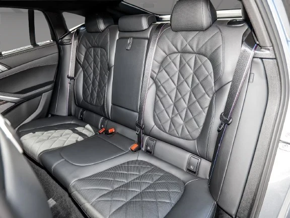 BMW X6 30d xDrive = M-Sport Pro = Гаранция, снимка 12 - Автомобили и джипове - 54929670