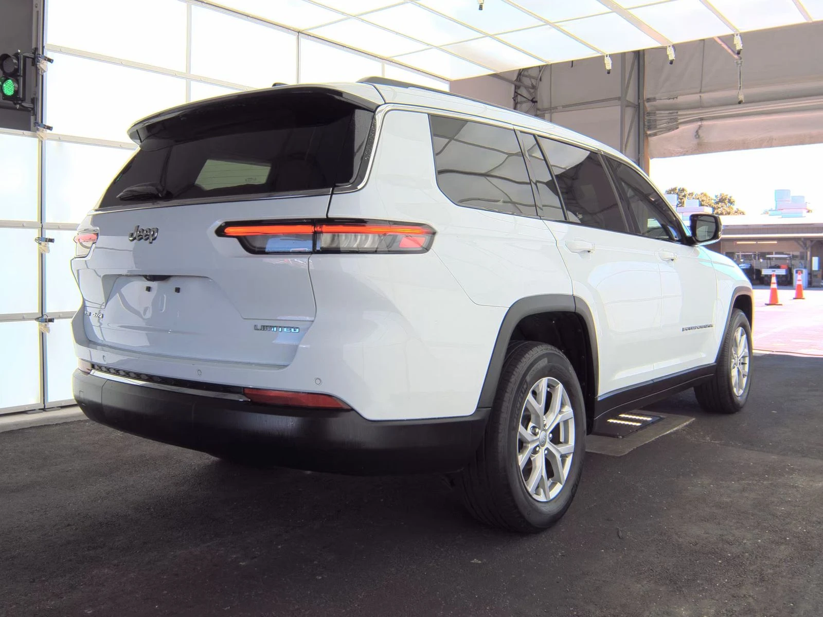 Jeep Grand cherokee L LIMITED 3.6L ФИКСИРАНА ЦЕНА! DISTRONIC/DIGITAL - изображение 6