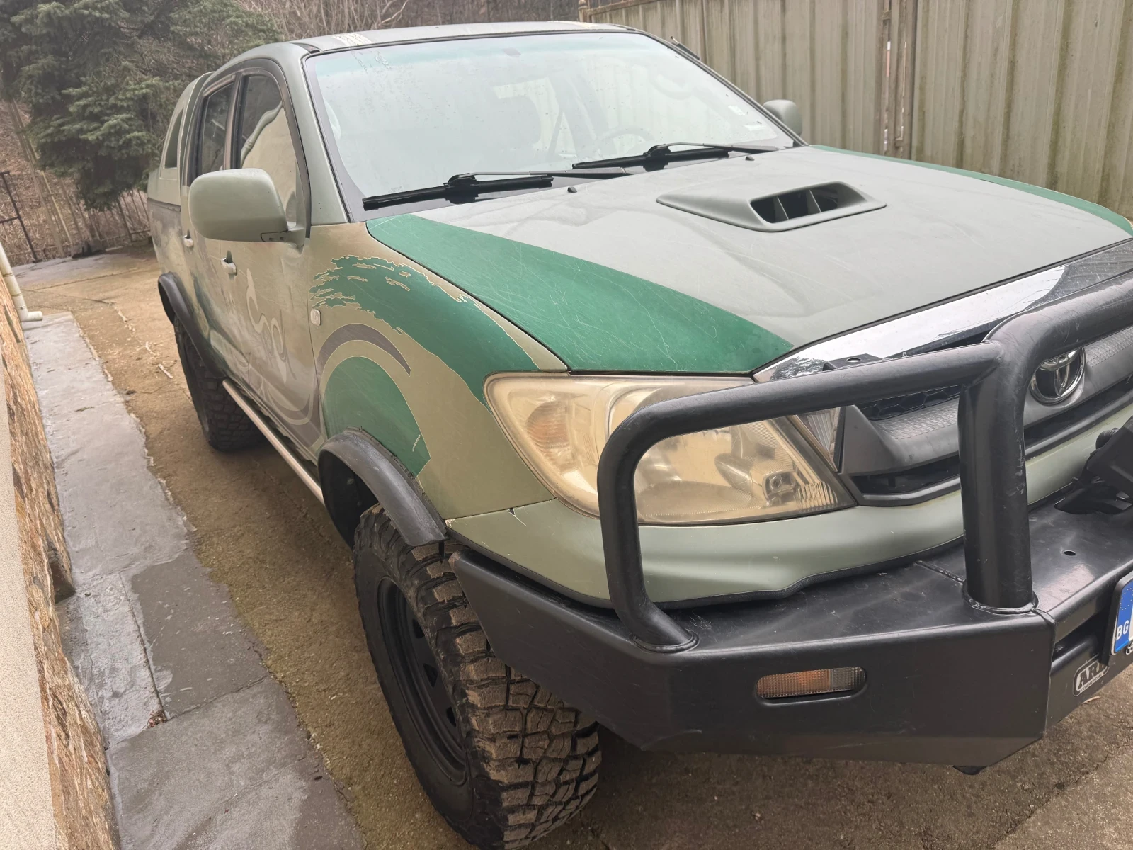 Toyota Hilux  - изображение 3