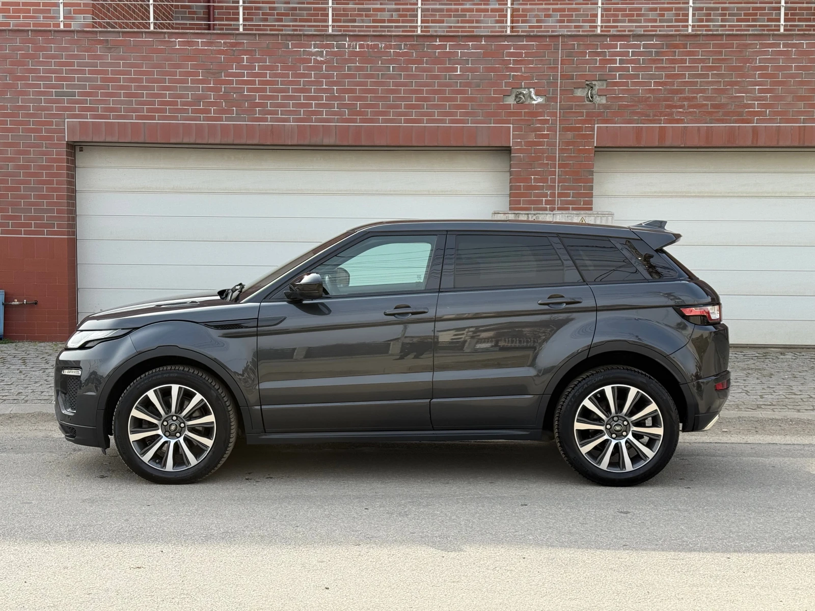 Land Rover Evoque FACELIFT-AUTOBIOGRAPHY-2.0D-AVTOMAT-4X4-240�.�-FUL | Mobile.bg � ����������� 8