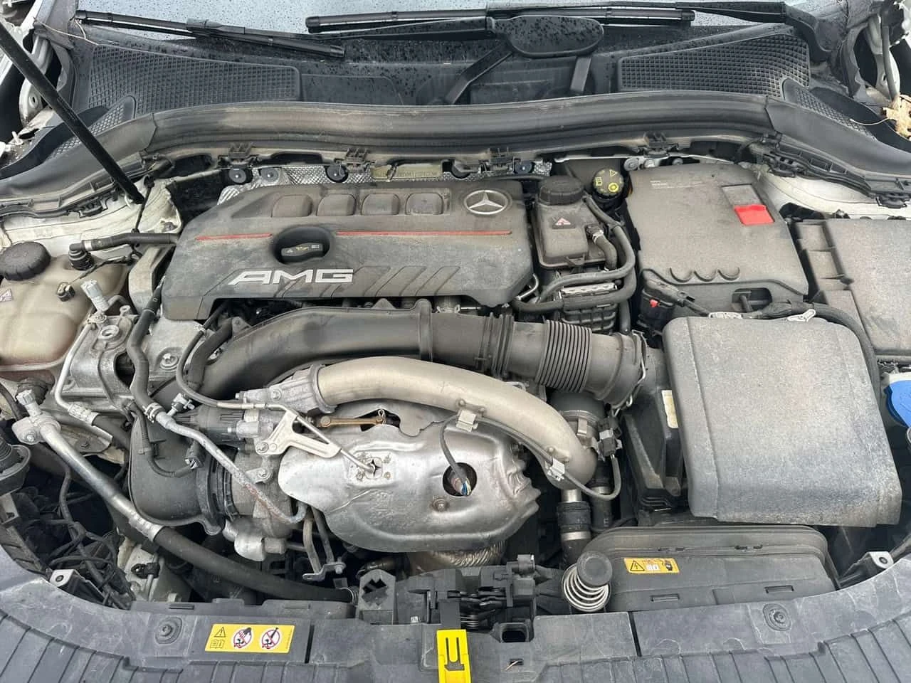 Mercedes-Benz GLA * AMG 35 * CARFAX * ДИСТРОНИК* ДВА КЛЮЧА* , снимка 14 - Автомобили и джипове - 53751102