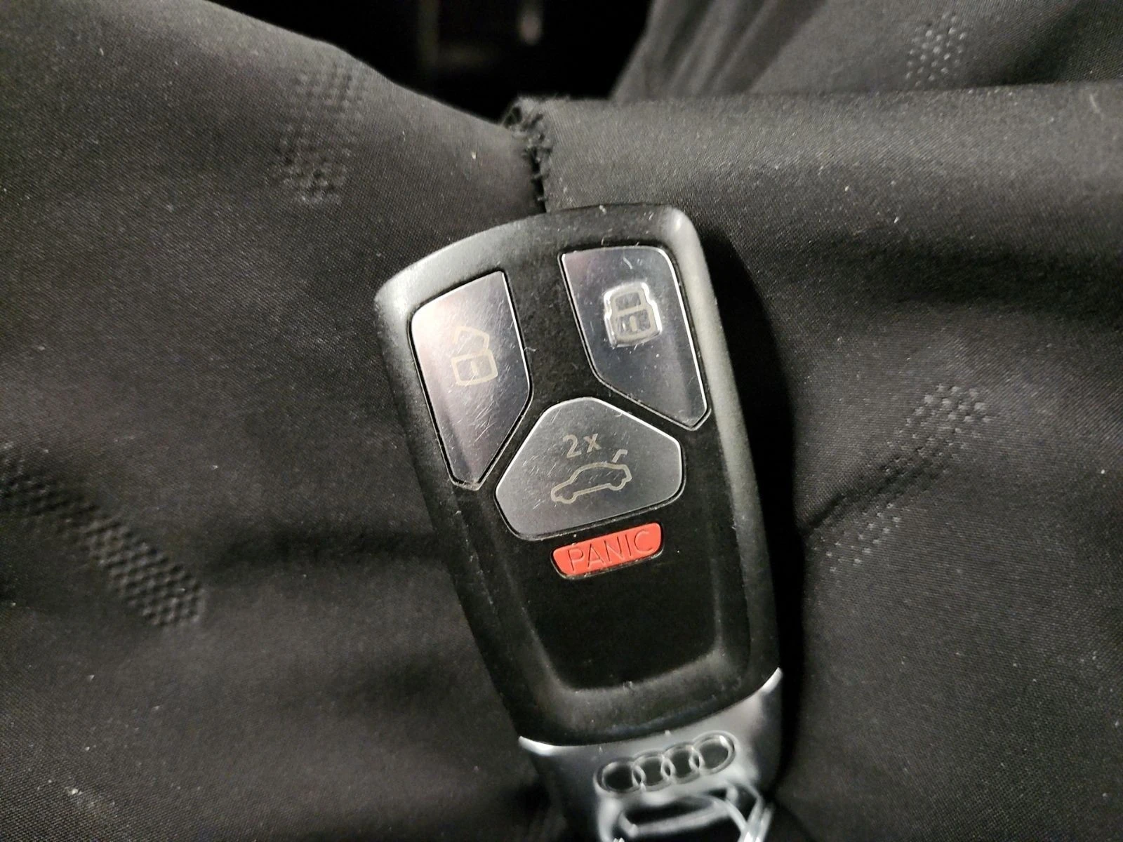 Audi Q5 PROGRESSIV АВТО КРЕДИТ, снимка 14 - Автомобили и джипове - 53962335