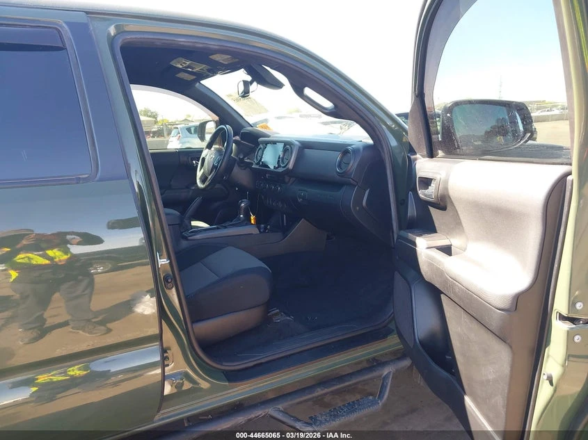 Toyota Tacoma Trd Off-Road, снимка 5 - Автомобили и джипове - 54248829