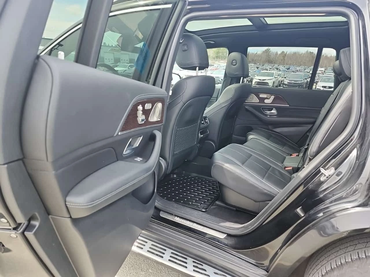 Mercedes-Benz GLS 450 AMG Line * Без инциденти * CARFAX * , снимка 10 - Автомобили и джипове - 54294565