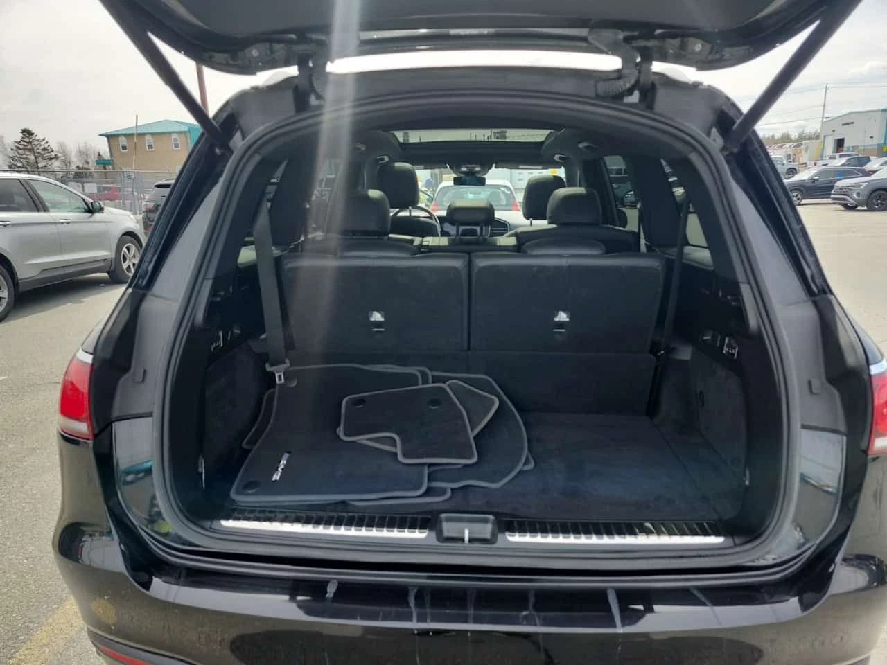 Mercedes-Benz GLS 450 AMG Line * Без инциденти * CARFAX * , снимка 14 - Автомобили и джипове - 54294565
