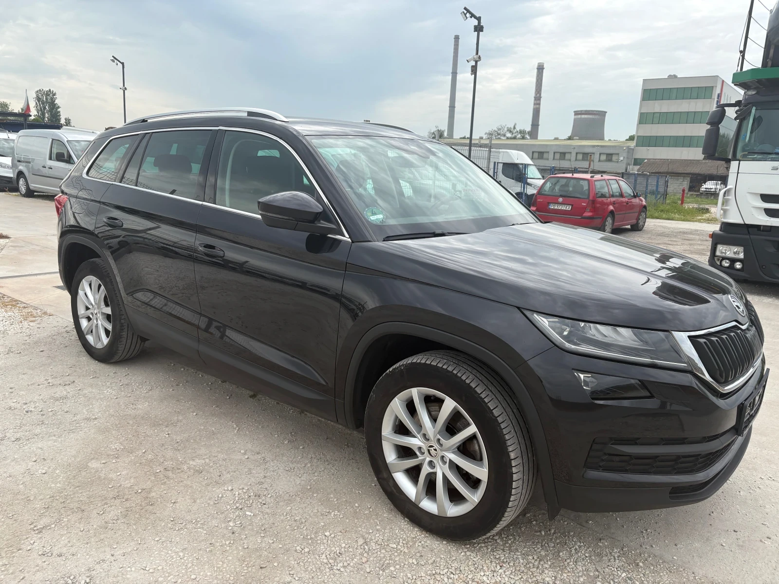 Skoda Kodiaq 2.0tdi-DSG-190p.s, снимка 3 - Автомобили и джипове - 54466383