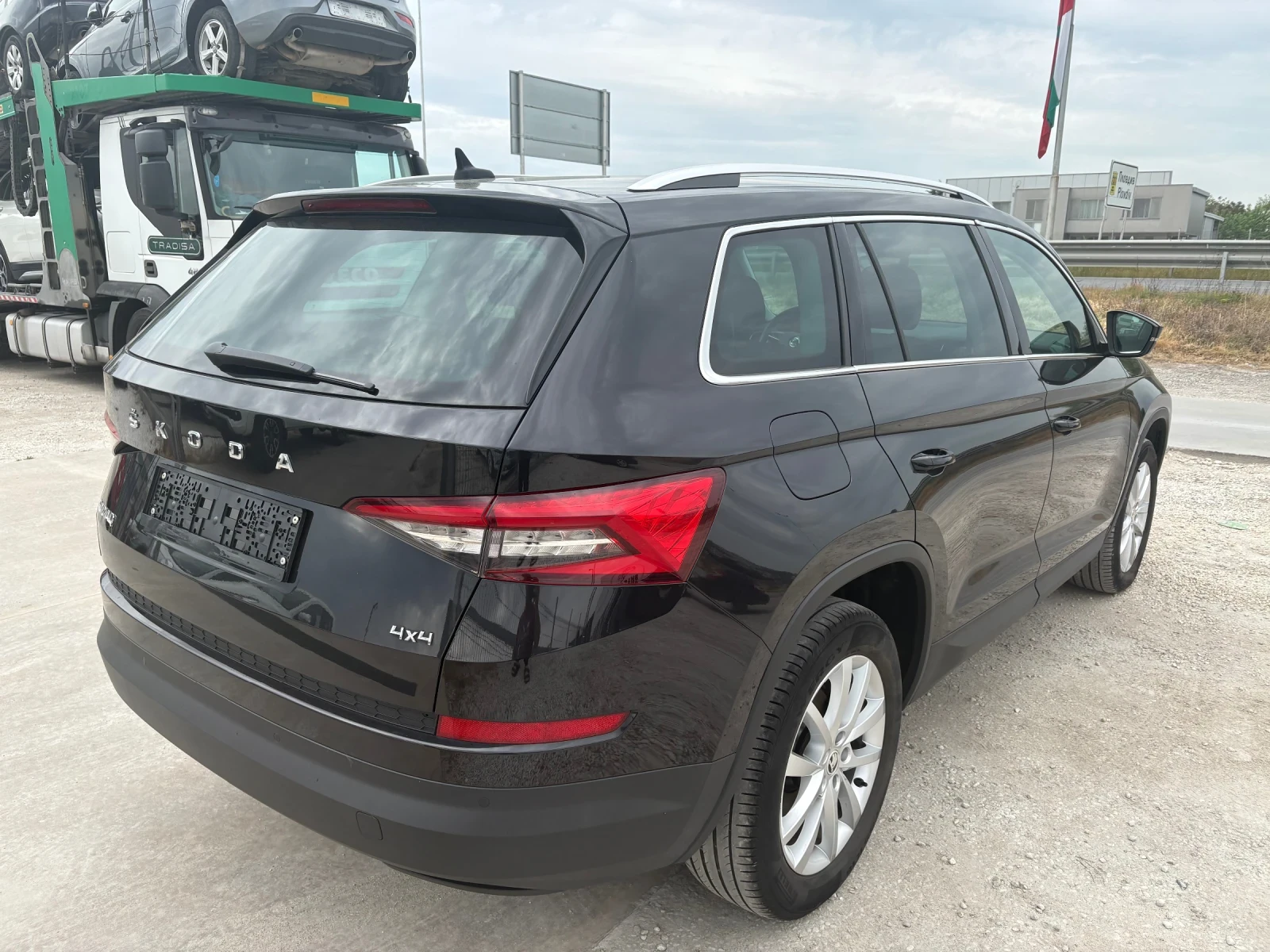 Skoda Kodiaq 2.0tdi-DSG-190p.s, снимка 4 - Автомобили и джипове - 54466383