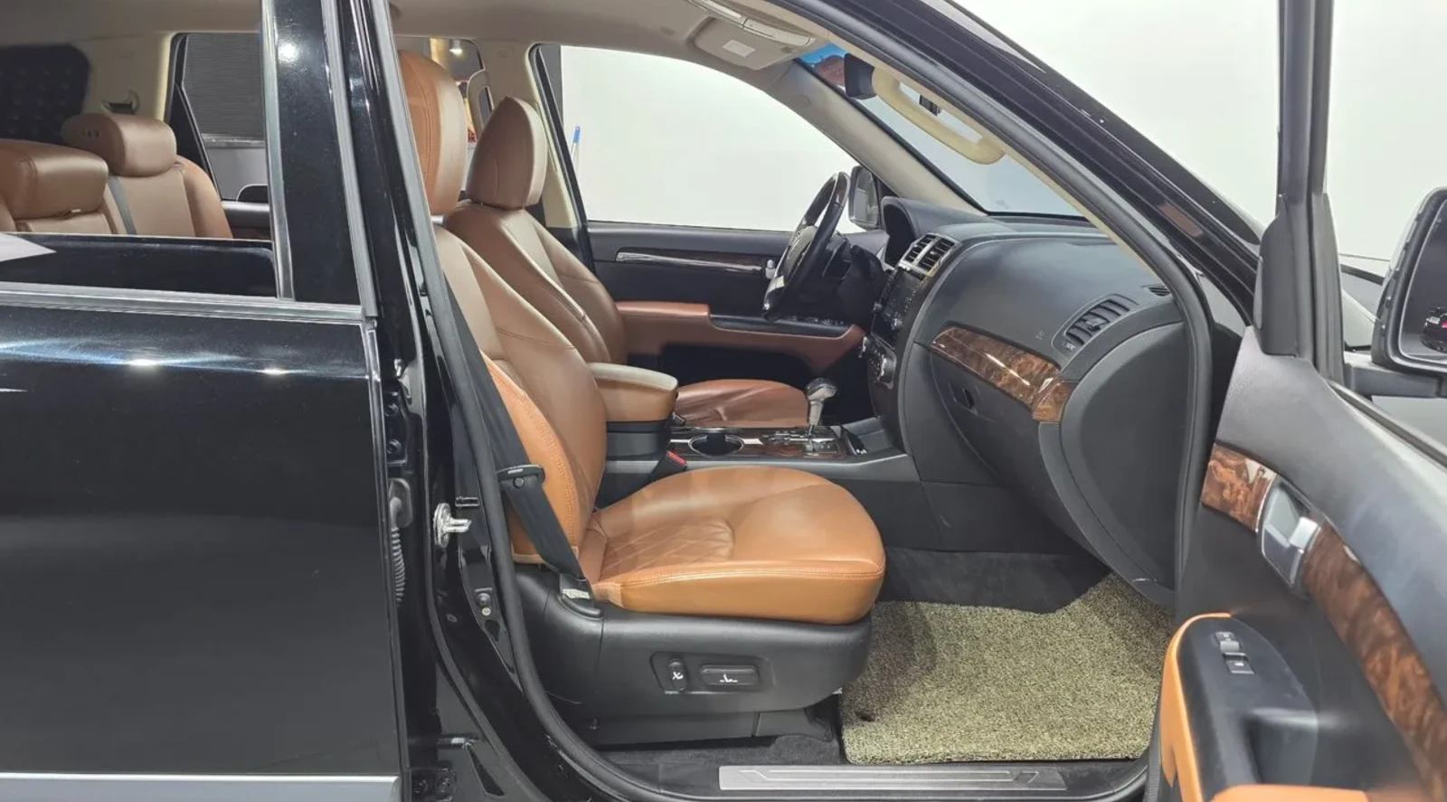 Kia Mohave 4X4/Кожен Салон/Обдух, снимка 7 - Автомобили и джипове - 55060083