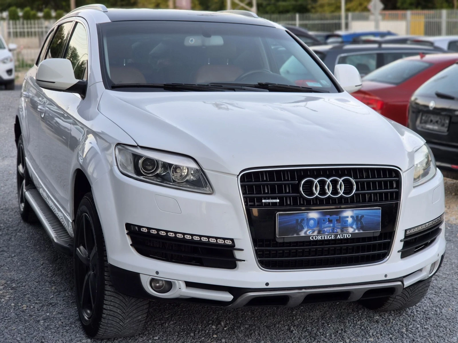 Audi Q7 3.0TDI NAVI KLIMA, снимка 3 - Автомобили и джипове - 55774267