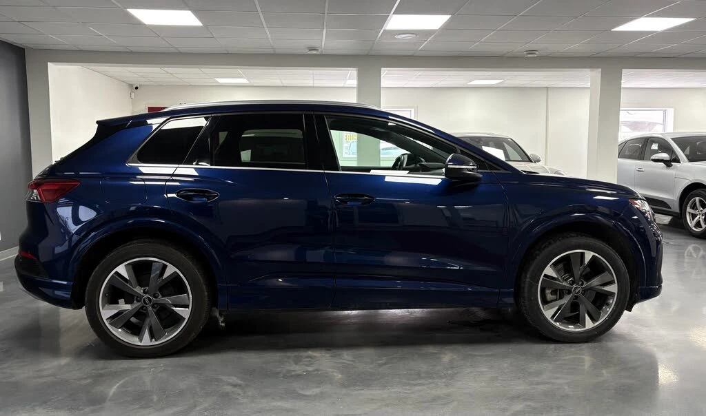 Audi Q4 E-TRON* 2024* ТЕРМОПОМПА* DIS* LED* PANO* КРАЙНА Ц, снимка 5 - Автомобили и джипове - 56045821