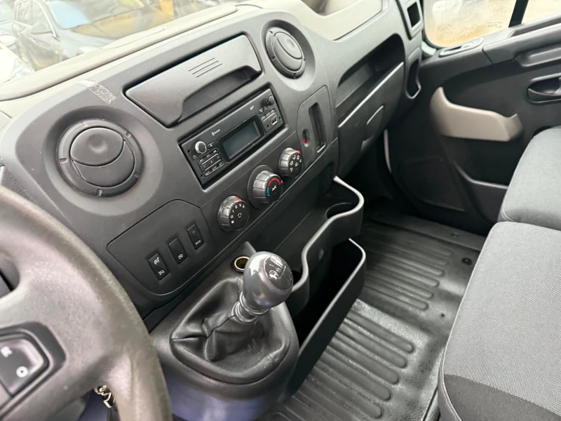 Renault Master 2.3dci дв.гума, снимка 11 - Бусове и автобуси - 48158595