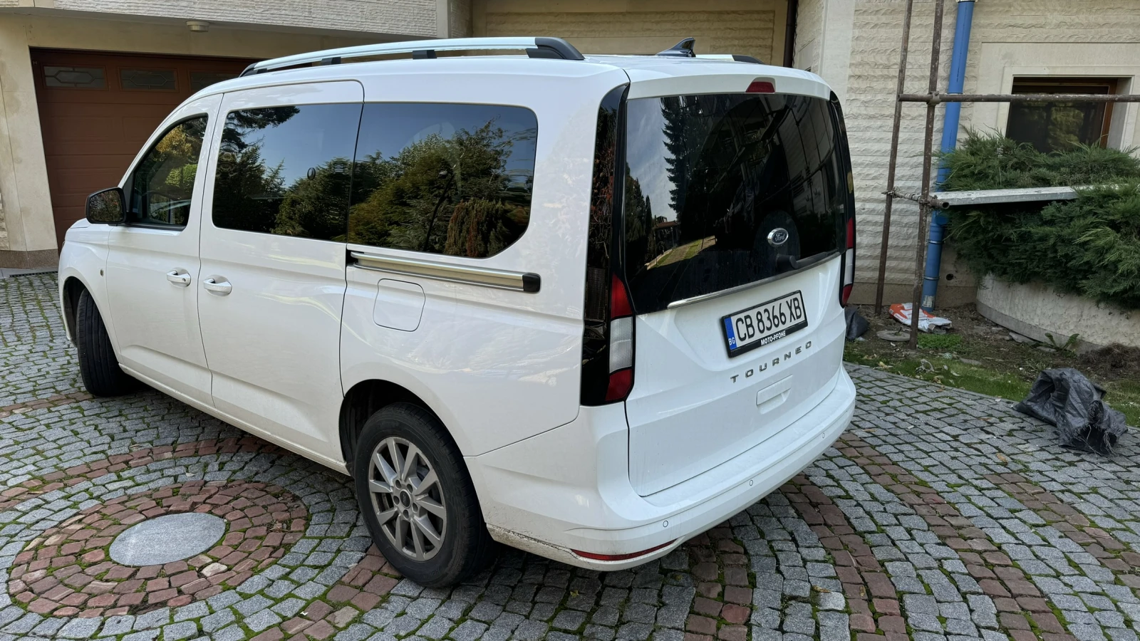 Ford Tourneo CONNECT - изображение 3