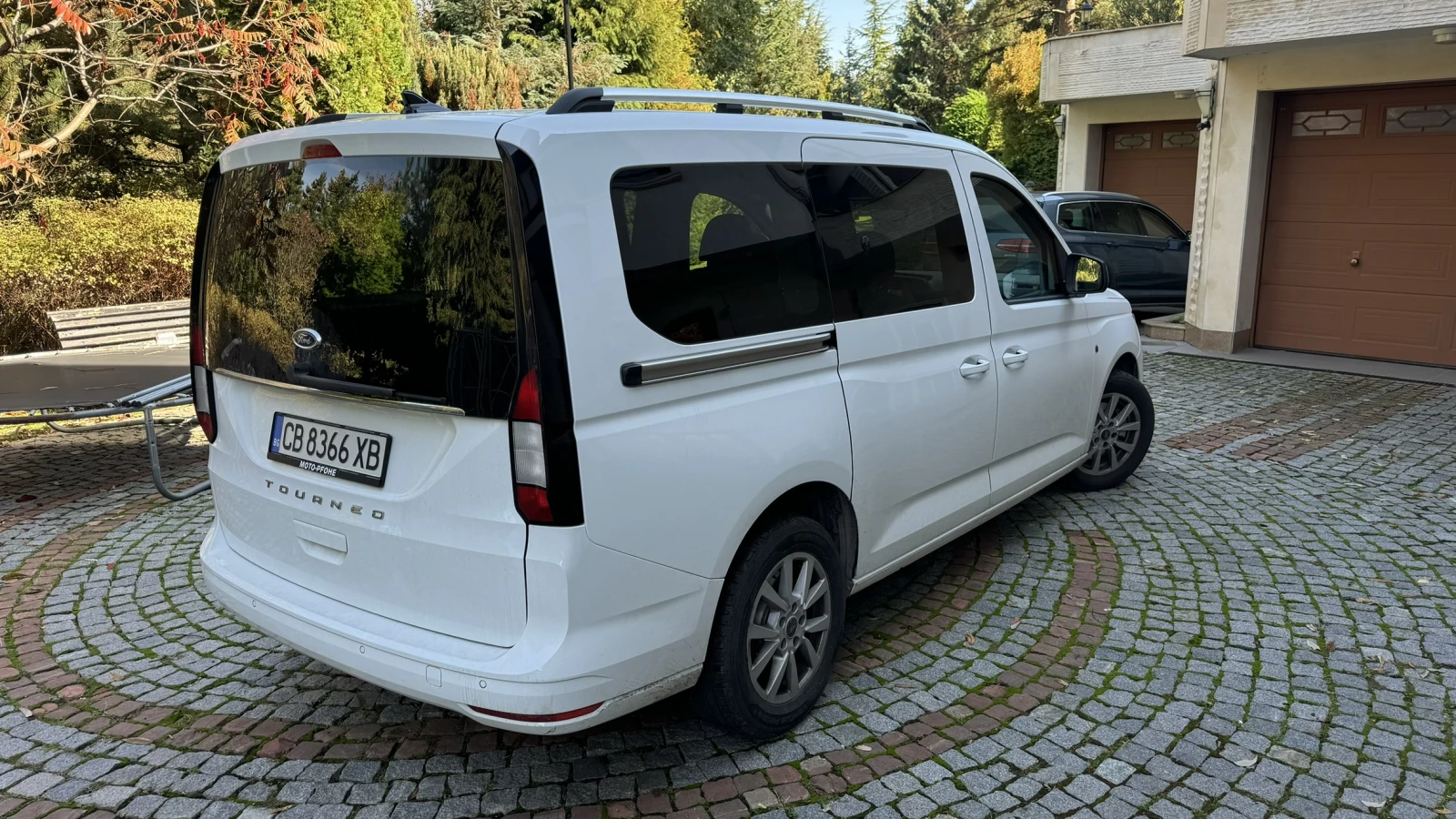 Ford Tourneo CONNECT - изображение 4