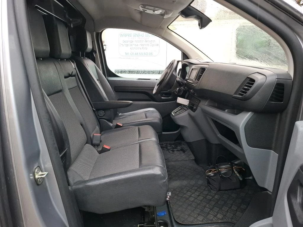 Opel Vivaro 75 kWh , снимка 15 - Бусове и автобуси - 53898929