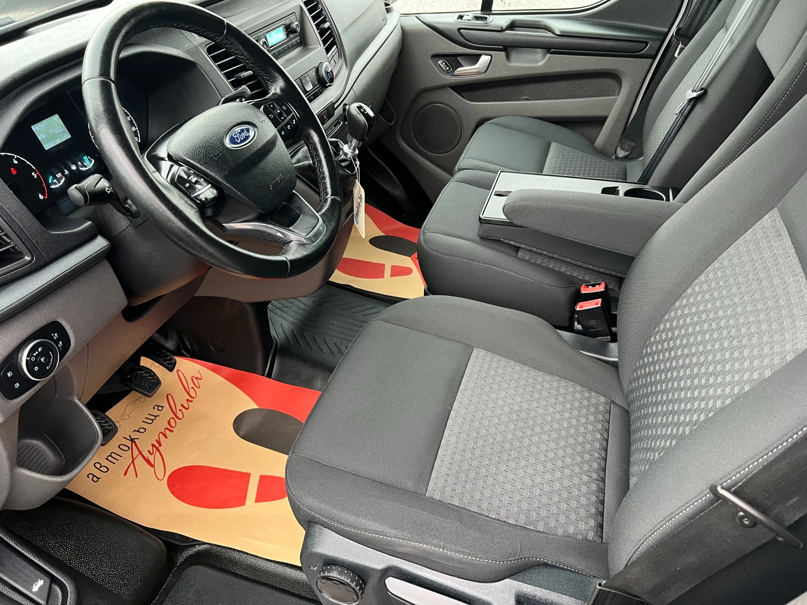 Ford Transit Custom 2.0TDCi ВИСОКА БАЗA/3-МЕСТЕН/LED/PDC/Серв. история, снимка 12 - Бусове и автобуси - 56079709