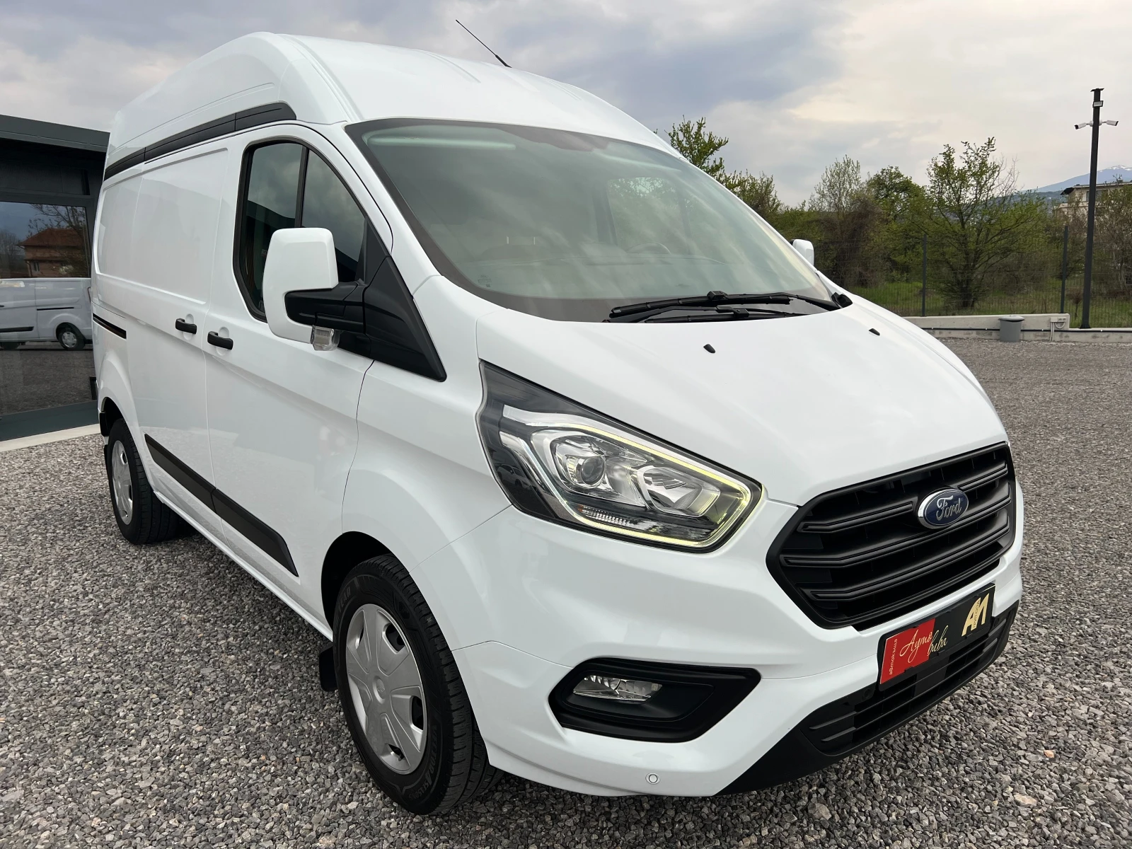 Ford Transit Custom 2.0TDCi ВИСОКА БАЗA/3-МЕСТЕН/LED/PDC/Серв. история, снимка 6 - Бусове и автобуси - 56079709