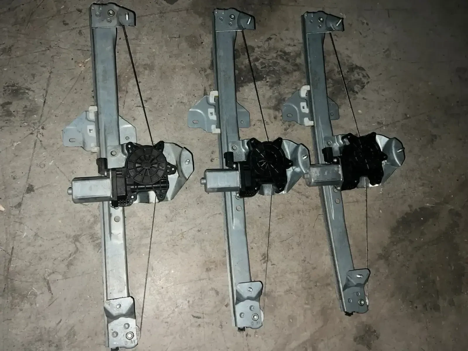 128001471-B ������� � ��������� ��.������ ������ ����� DACIA DOKER  1903-1060004 9030319C | Mobile.bg � ����������� 2