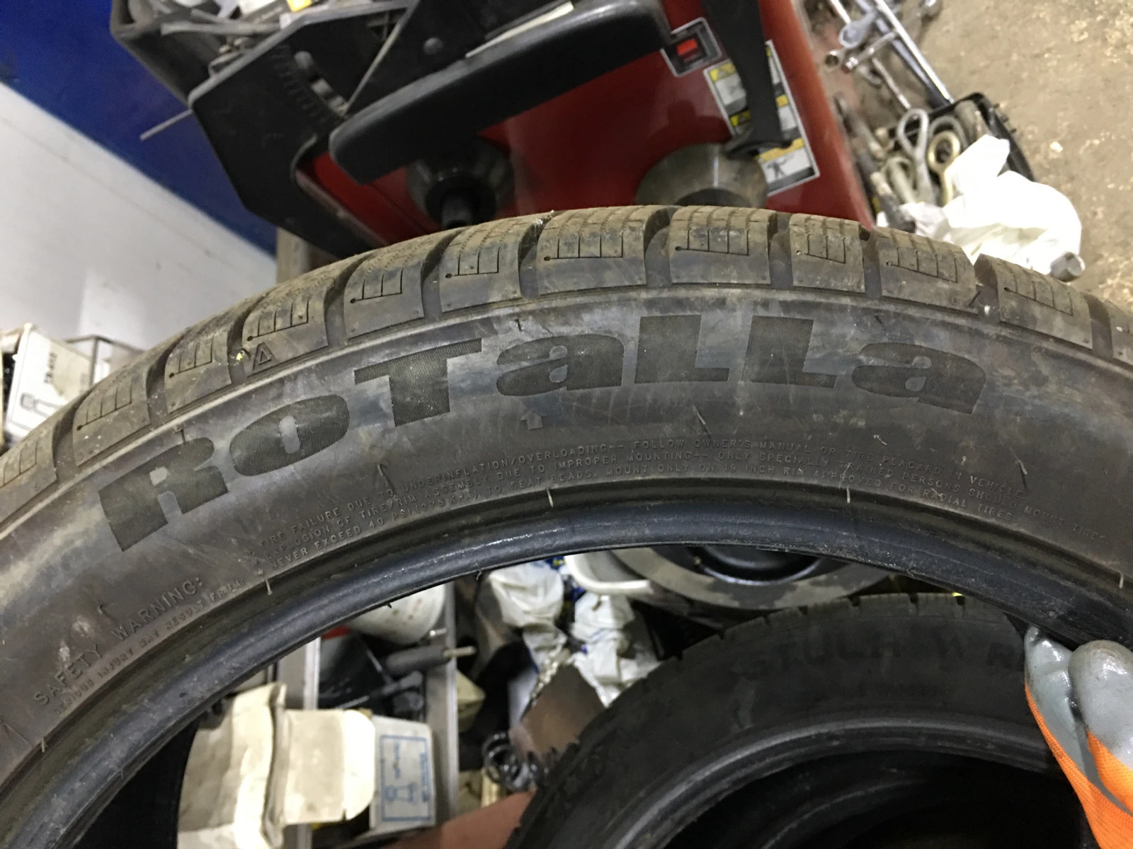  235/45R19 | Mobile.bg   3