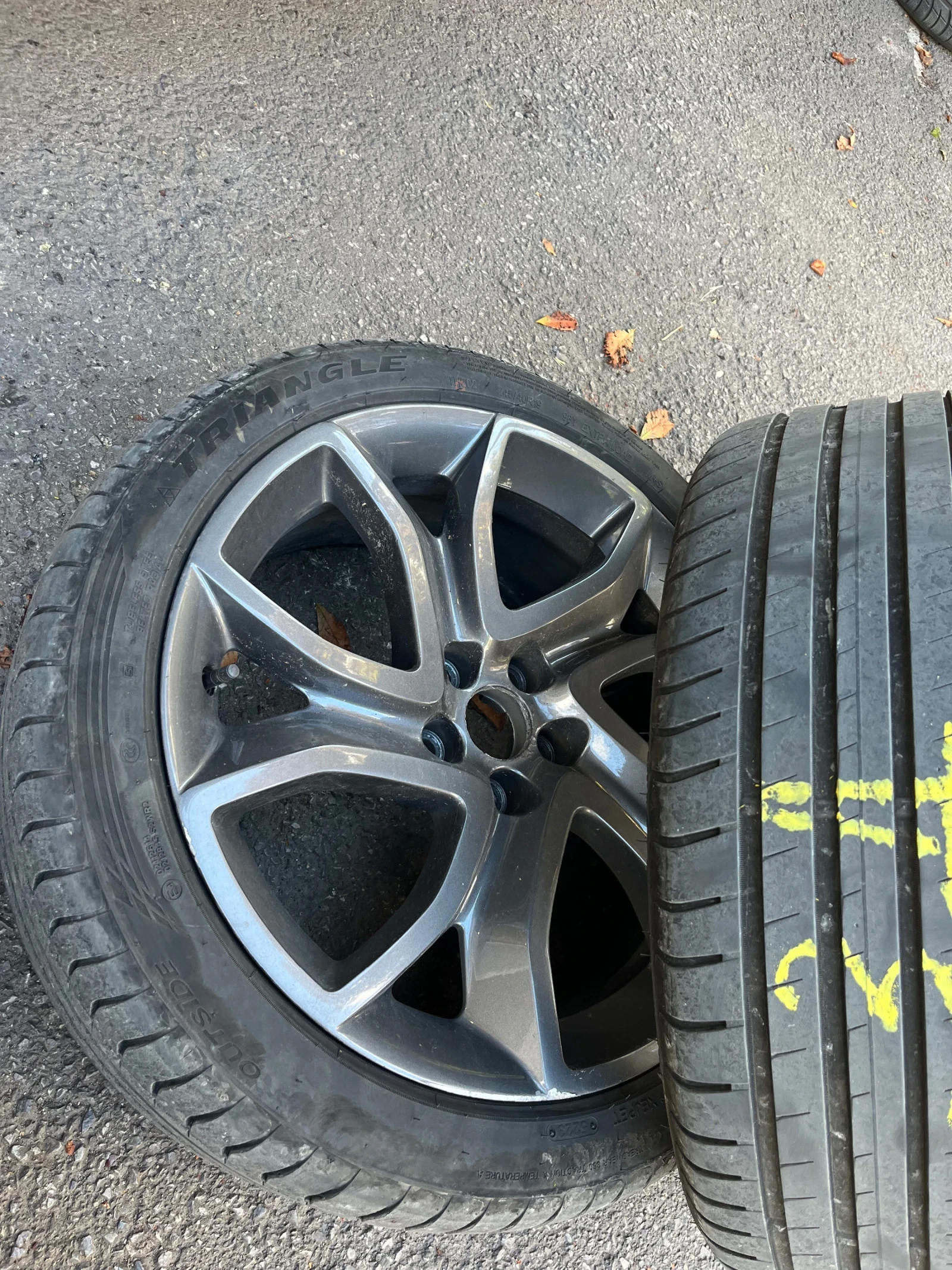    245/40R19  Citroen C5 | Mobile.bg   4