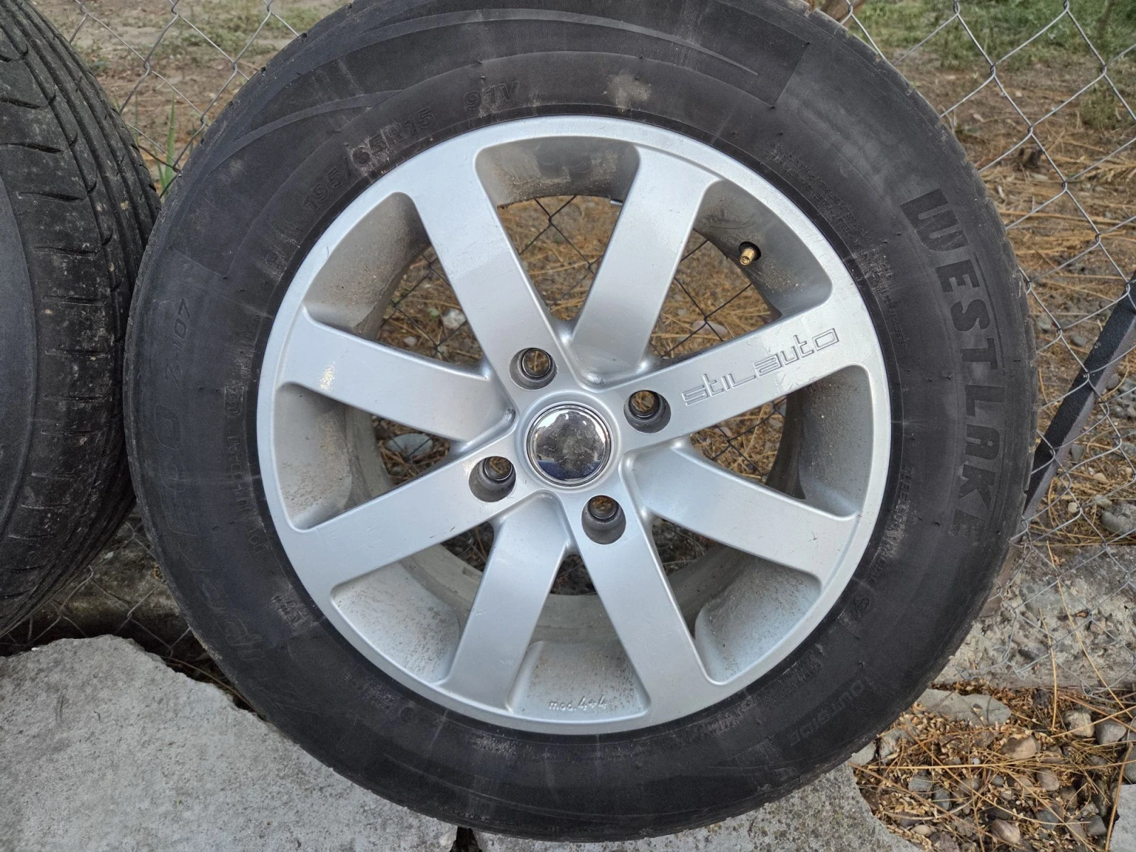 Гуми с джанти Westlake 195/65R15, снимка 4 - Гуми и джанти - 56247550