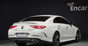 Mercedes-Benz CLS 300 * AMG Line* Масаж* Обдух* Pano* HUD* 360* BURM* , снимка 2