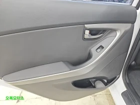 Hyundai Elantra 1.6GDI , снимка 17