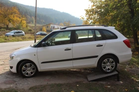 Skoda Fabia 1.2I Климатик , снимка 8