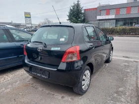 Toyota Yaris 1.1 бензин клима , снимка 8