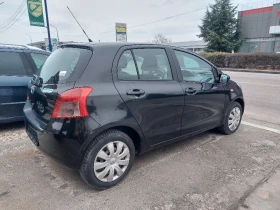 Toyota Yaris 1.1 бензин клима , снимка 9