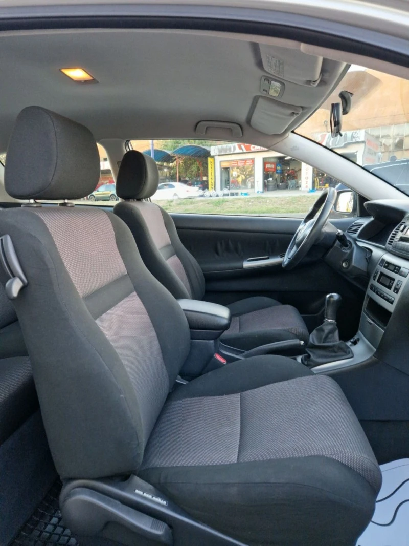 Toyota Corolla 1.4 D-4-D, снимка 12 - Автомобили и джипове - 42889256