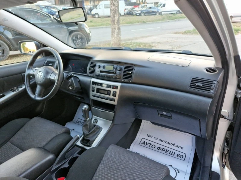 Toyota Corolla 1.4 D-4-D, снимка 10 - Автомобили и джипове - 42889256