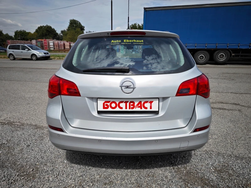 Opel Astra 1, 7CDTI, снимка 4 - Автомобили и джипове - 47113574