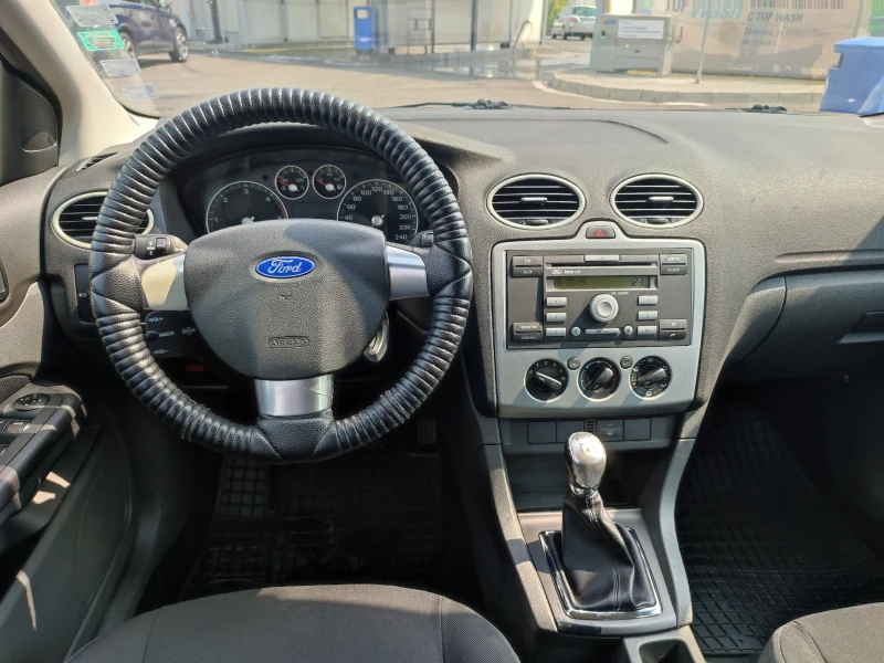 Ford Focus 1.6 DCTI, снимка 12 - Автомобили и джипове - 47498951